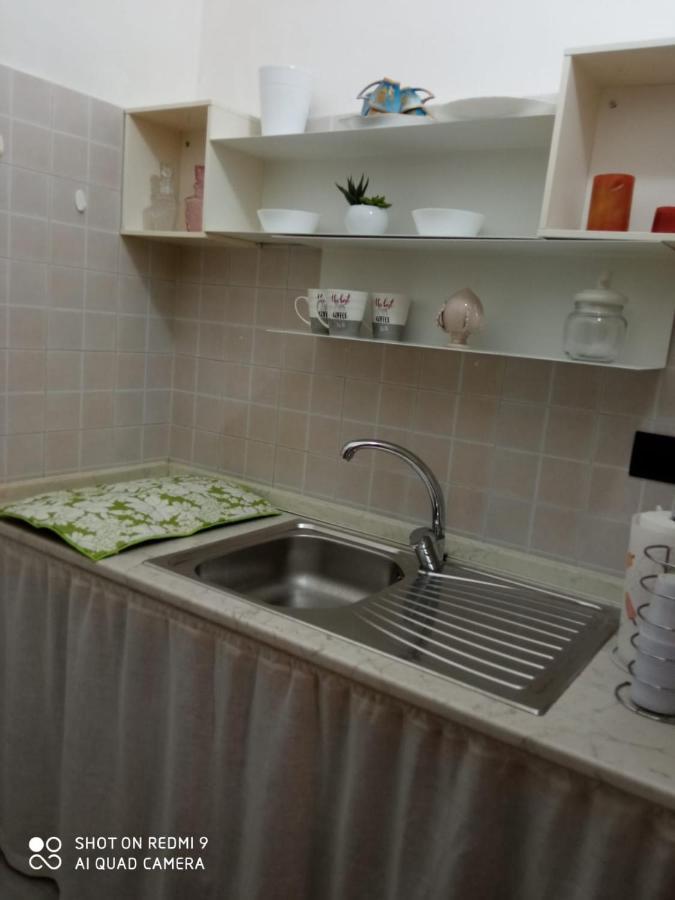 Apartamento Monolocale Porta Napoli Bríndisi Exterior foto